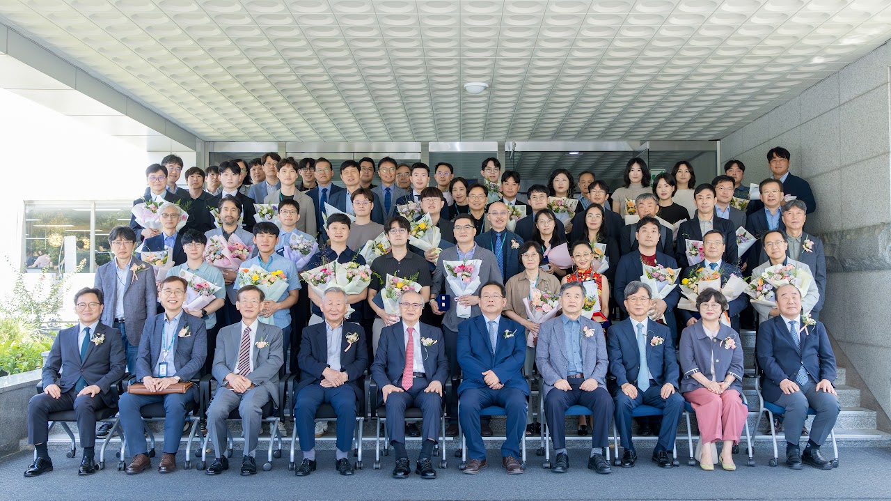 News image for the KRICT outstanding researcher award.